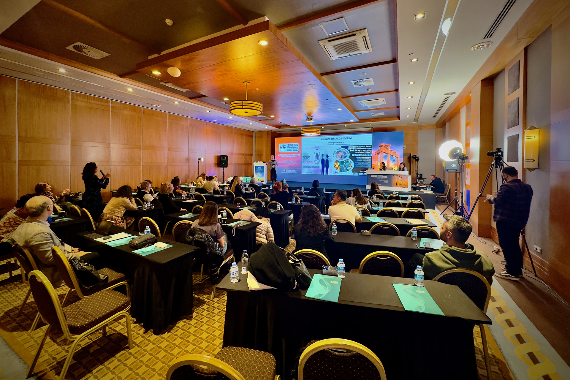 Isagss Jinekoloji Kongresi 2025 Su Sesi