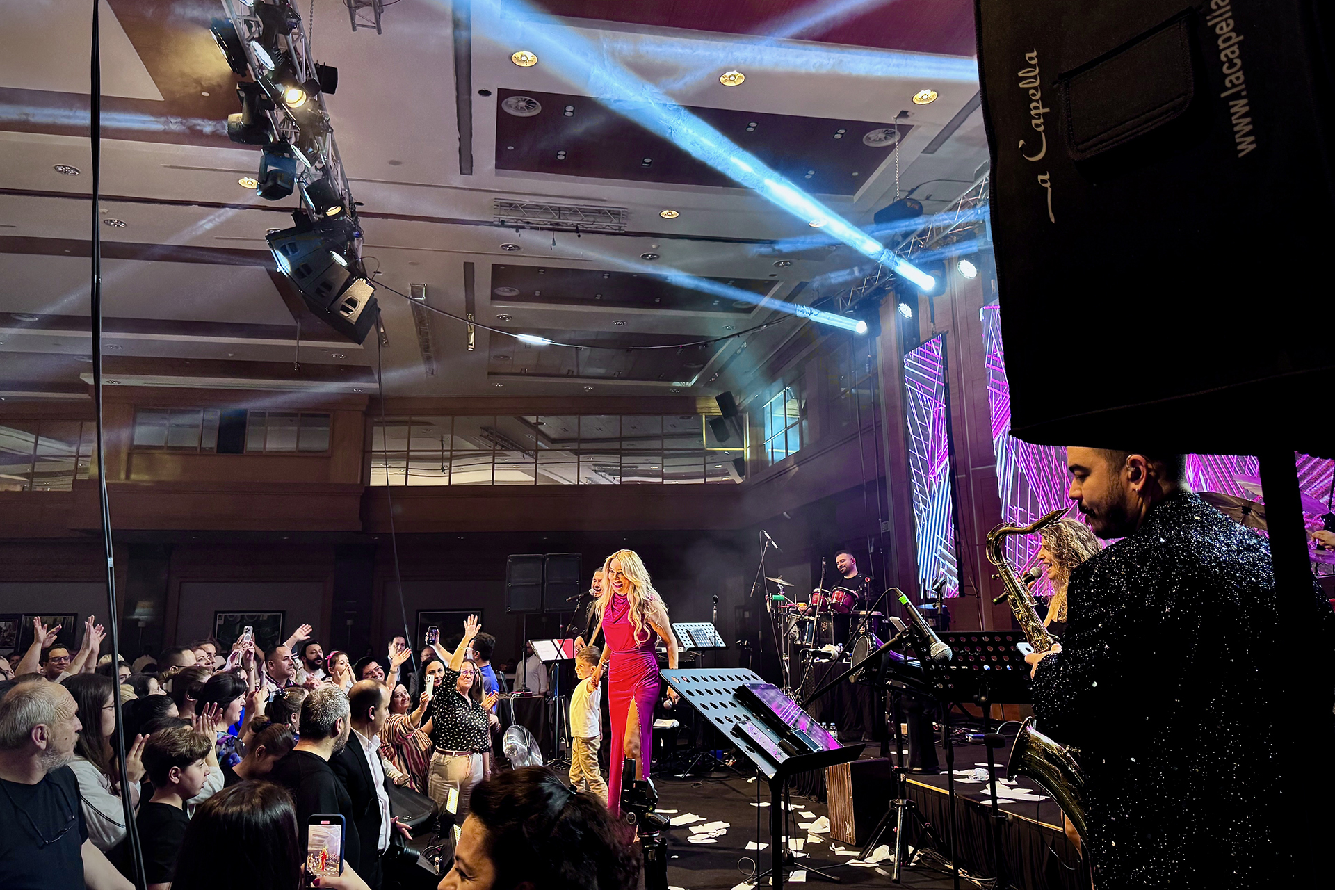 Işın Karaca Konseri - Su Sesi Hotel - Bayram Konserleri 2025